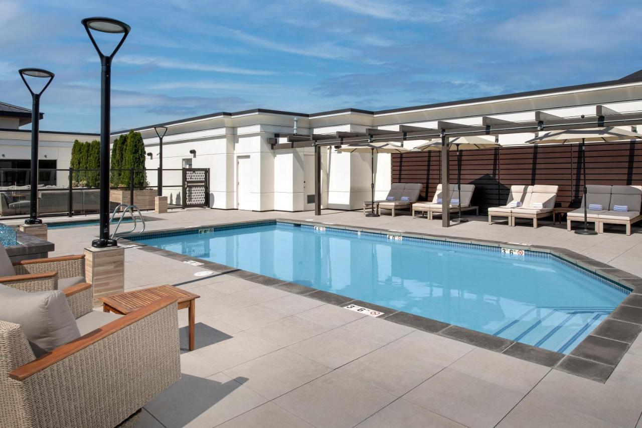 Silver Cloud Hotel Tacoma At Point Ruston Waterfront Exterior foto