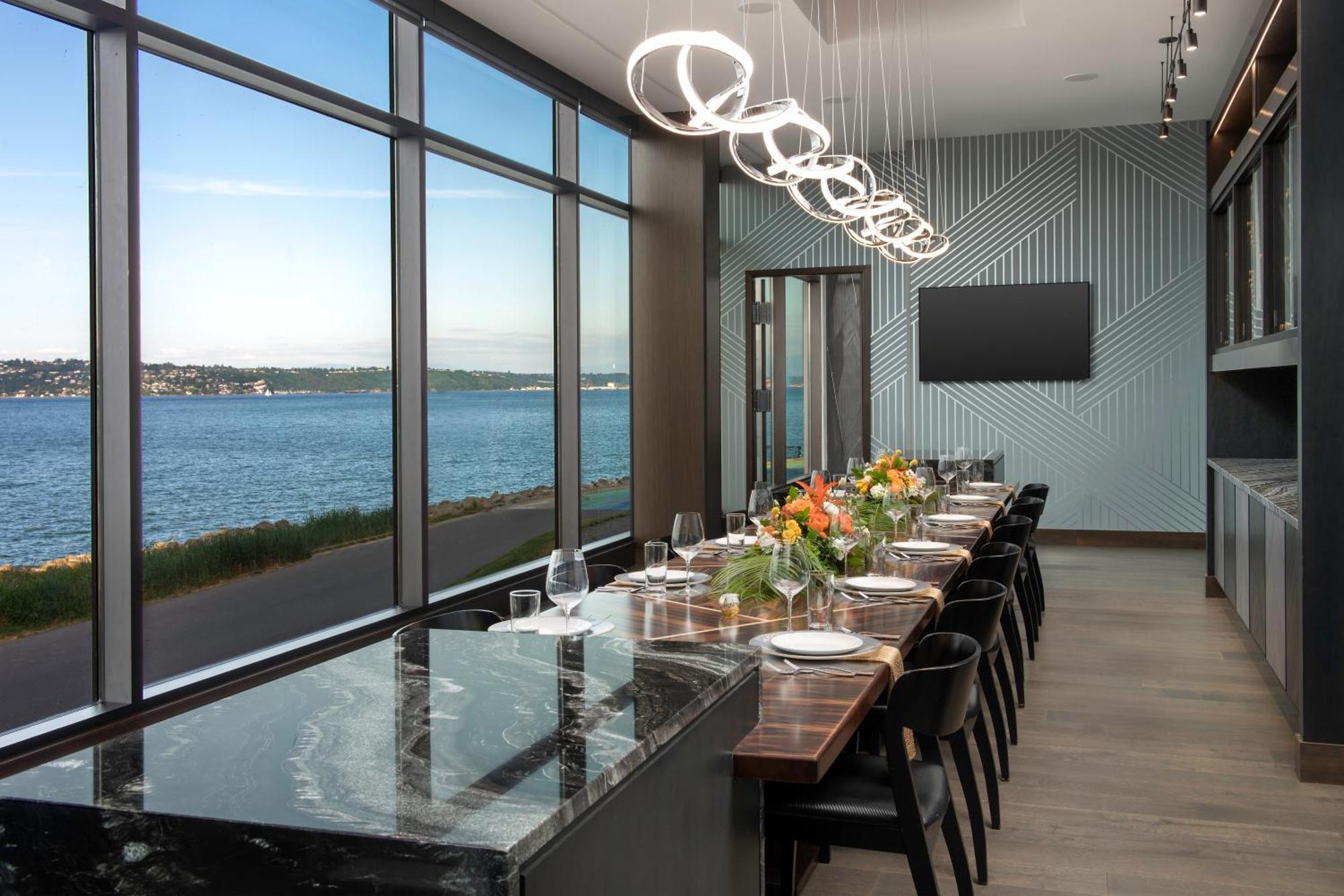 Silver Cloud Hotel Tacoma At Point Ruston Waterfront Exterior foto